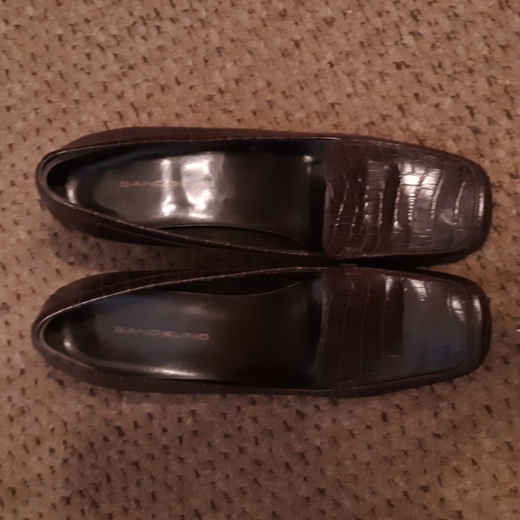 Bandolino Shoes - Vintage Bandolino Croc Leather Loafers